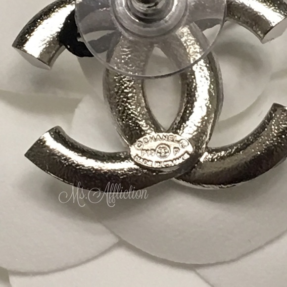 Sold Locally! CHANEL Authentic CC Crystal Earrings - Picture 7 of 8